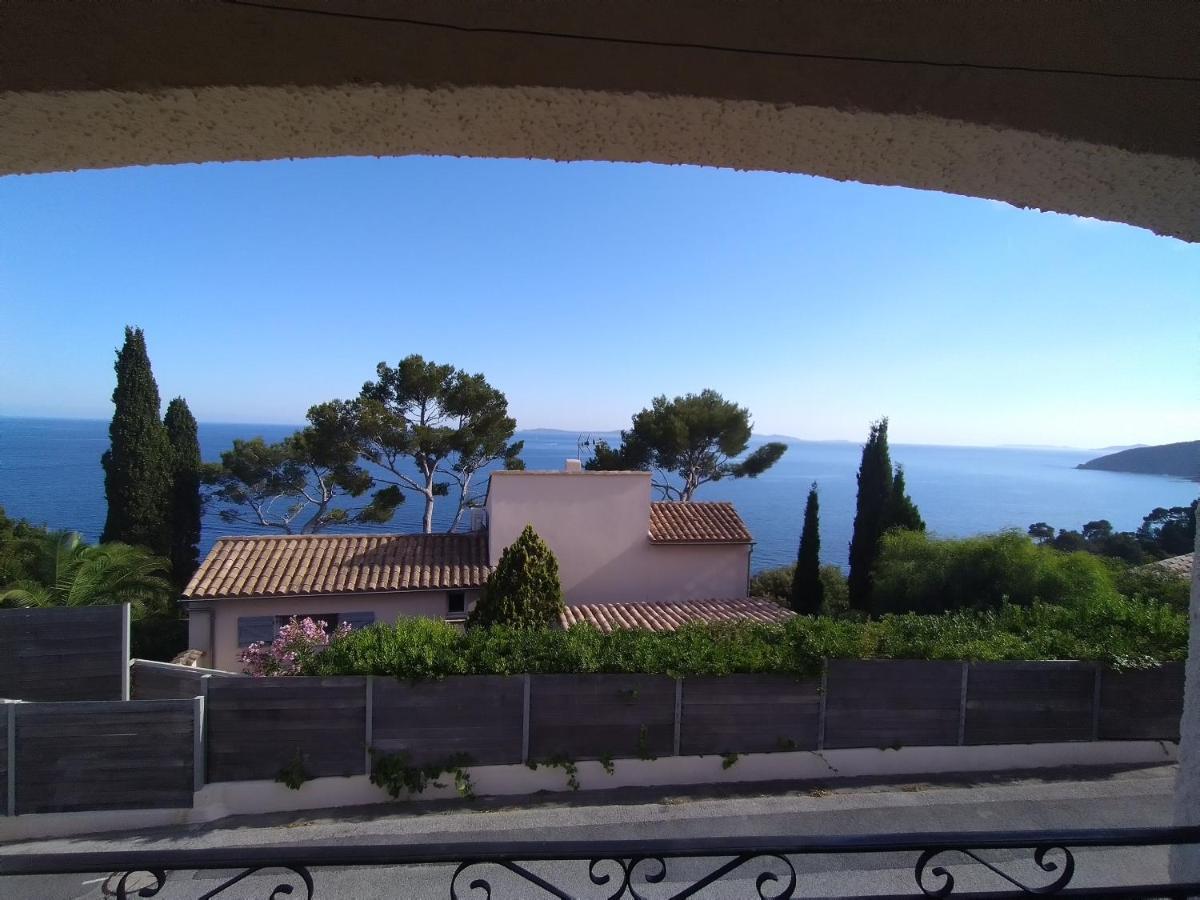 Joli 2 pièces 4 personnes VUE MER Cavalaire-sur-Mer Extérieur photo